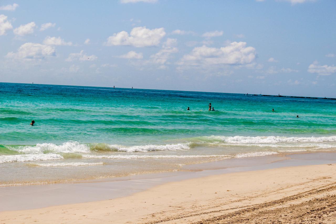 Ocean Spray Hotel マイアミビーチ エクステリア 写真